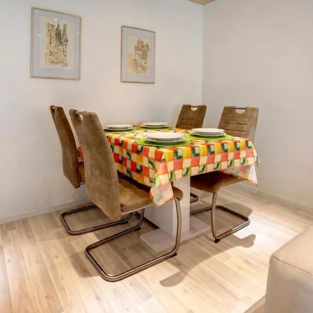 Talblick Mit Schwimmbad Apartment Bad Wildbad